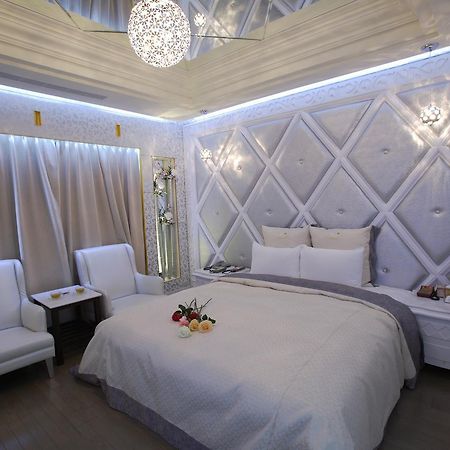 לונגטן Lai Yin Motel מראה חיצוני תמונה