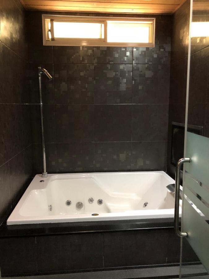 לונגטן Lai Yin Motel חדר תמונה